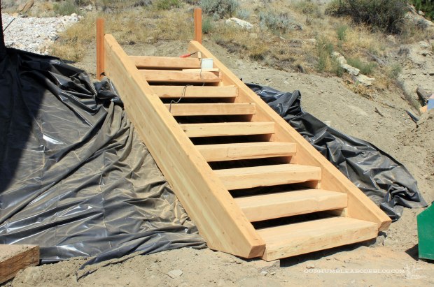 Download Build wood steps up a hill Plans DIY how to build 
