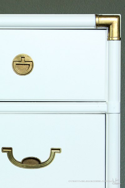 White-Painted-Dresser-Hardware-Detail