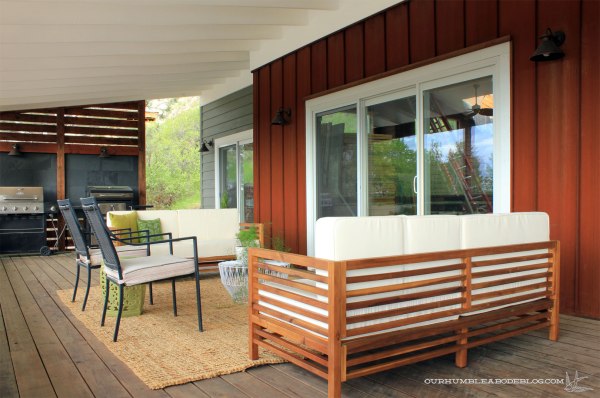 Front-Deck-Lounge-Area-Overall-Toward-Grills